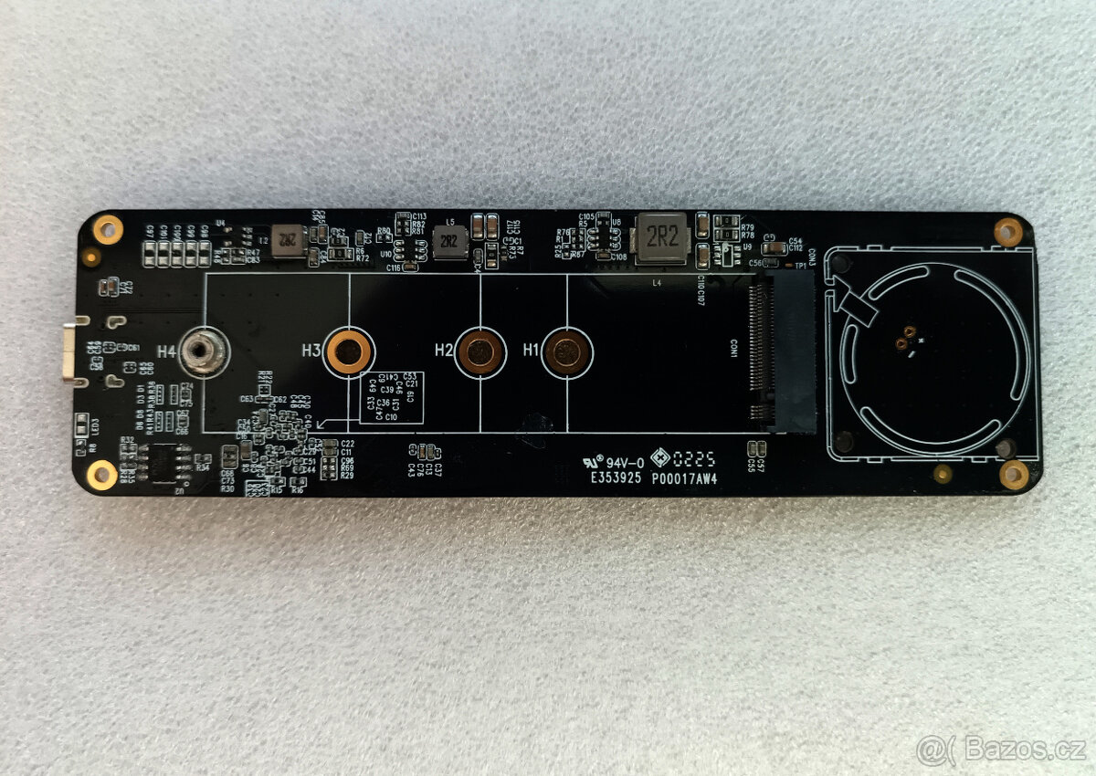 40Gb TB4 USB4 adaptér pro M.2 NVMe drive