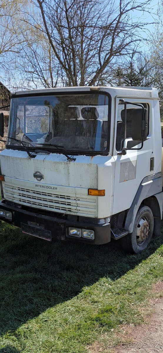 Kúpim kabínu na Nissan ecot100 1998