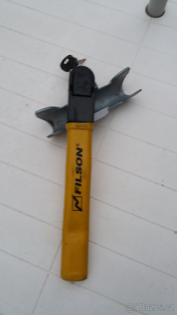 Páka na volant