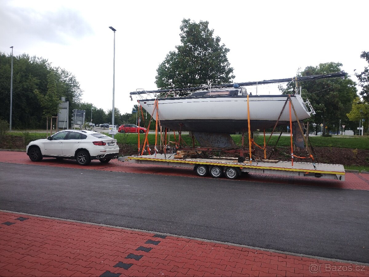 Kajutová plachetnice loď cometino 801