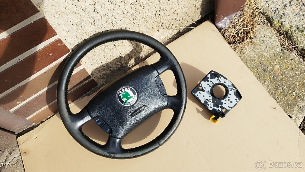Prodám Multifunkční volant Škoda Octavia
