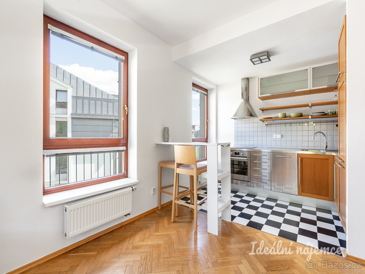 Pronájem bytu 2+kk, Podvinný mlýn, Libeň, 21900 Kč/měs, 47 m