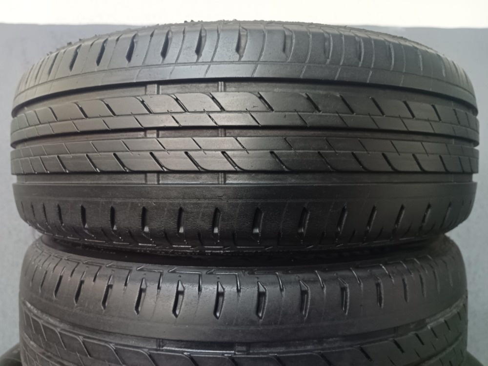 185/60 R15 BRIDGESTONE (2215)