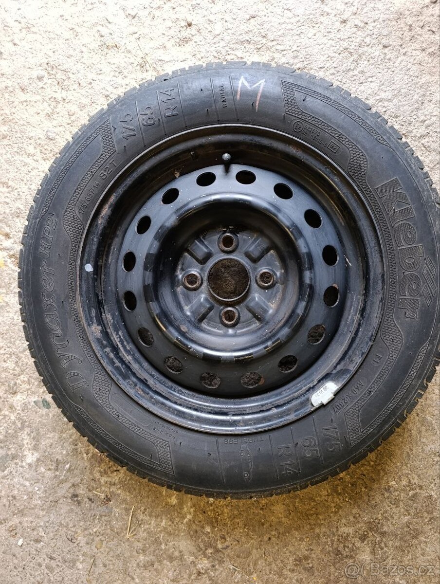 4ks plechové disky toyota yaris cena dohodou