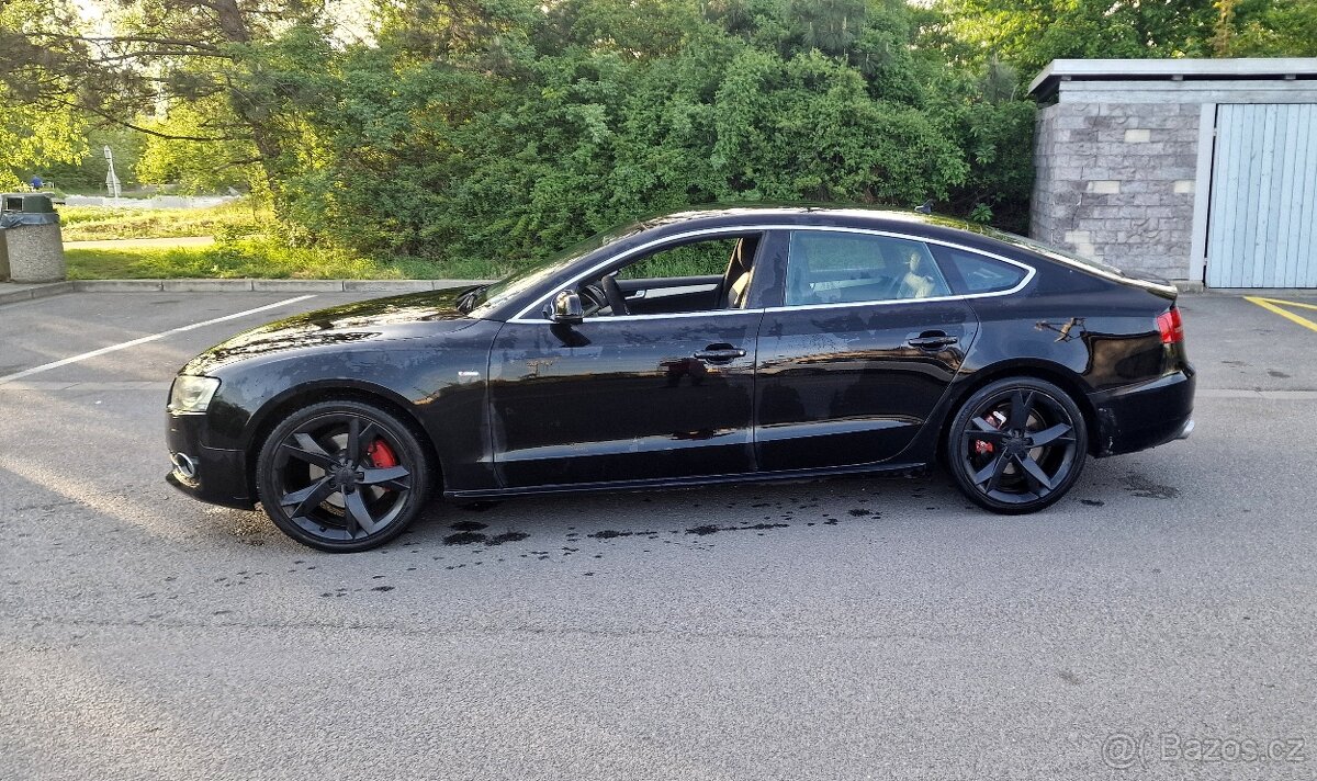 Audi A5 B8 3.0 176 kw Quattro s-line