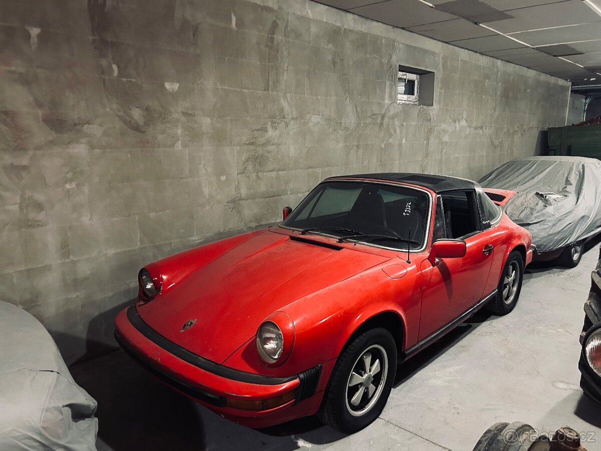 Porsche 911 S targa 1977