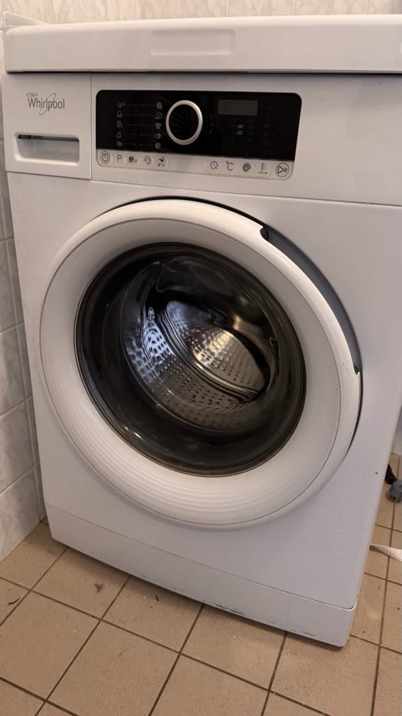 pračka Whirlpool FSCR 70413