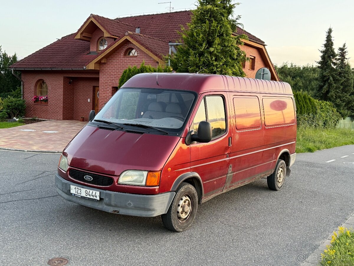Ford Tranzit 2.5 TD , Delší verze.Stk.9/2026.