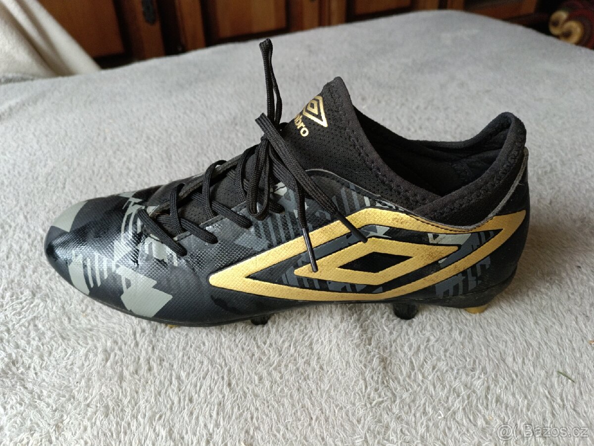 Kopačky Umbro vel 42,5