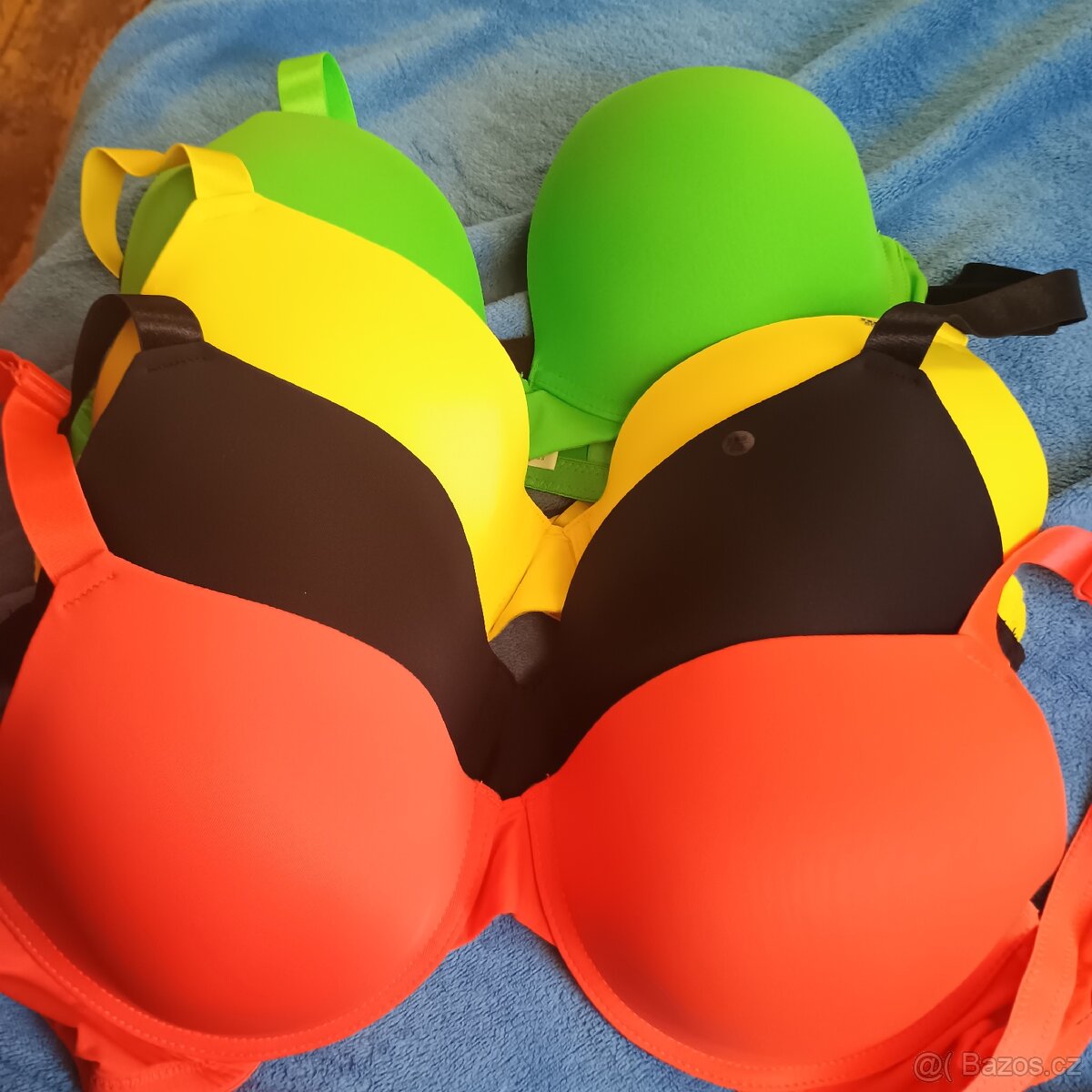 Nové podprsenky 85/E