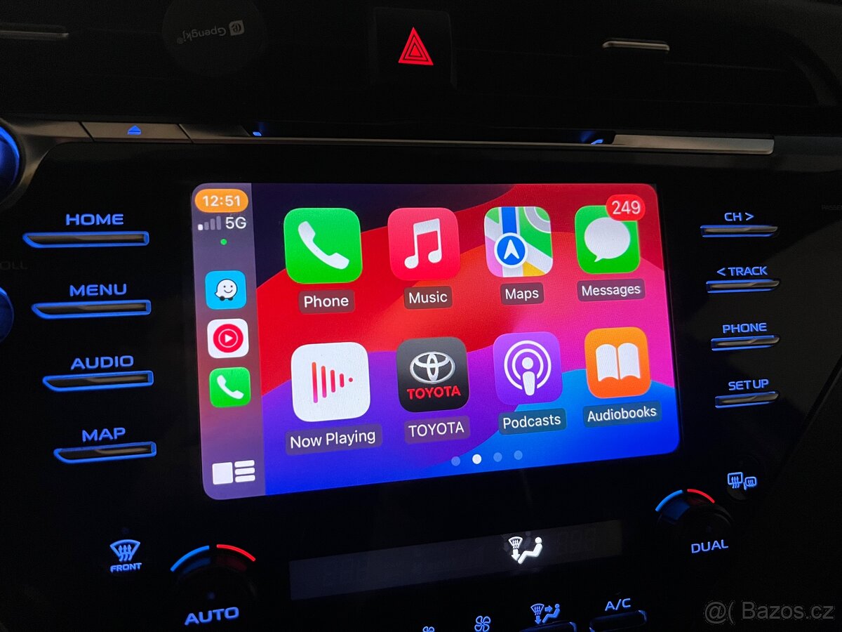 Toyota Camry Carplay a Android Auto