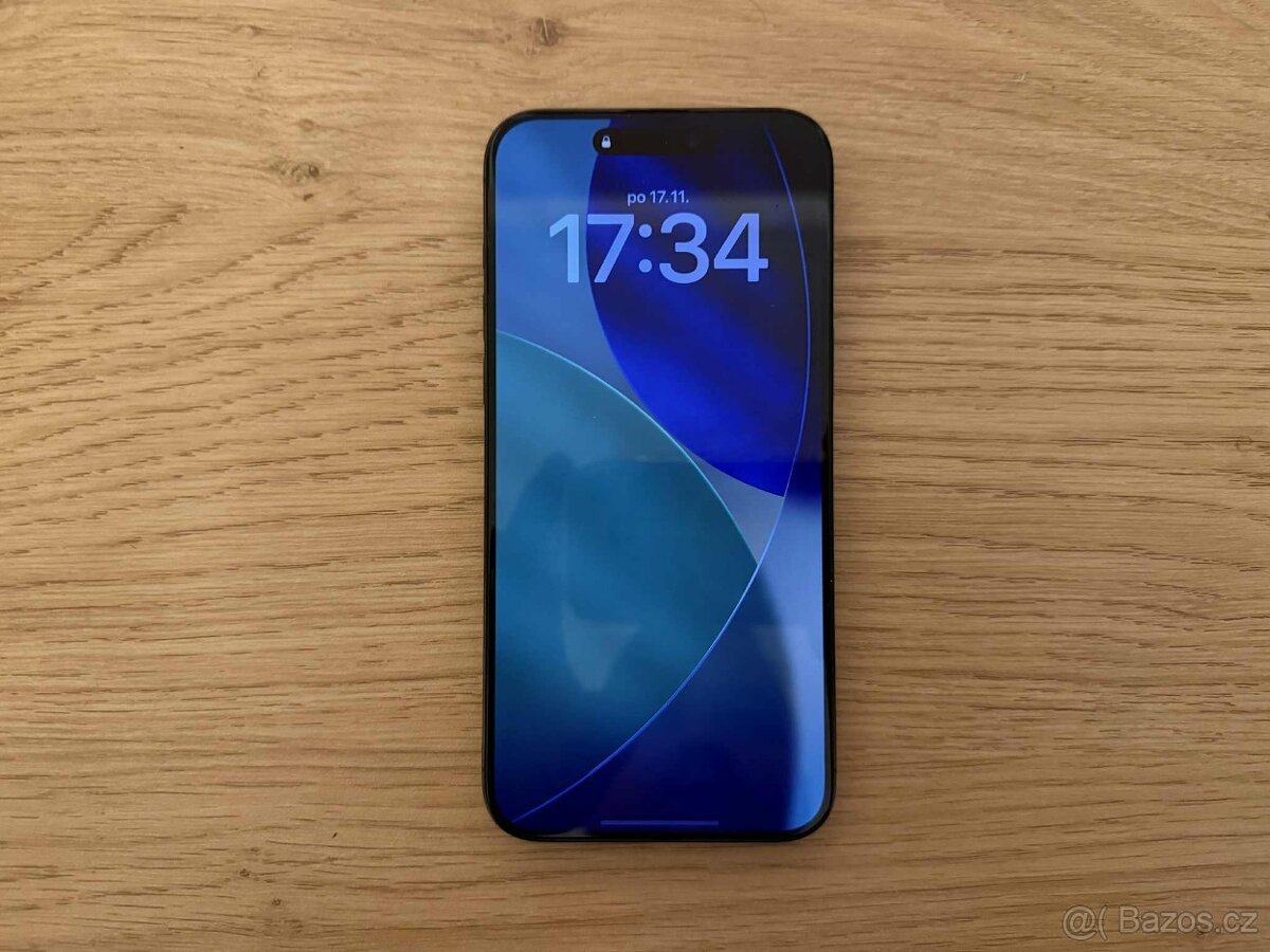 Apple iPhone 15 PRO max 256gb černý titan