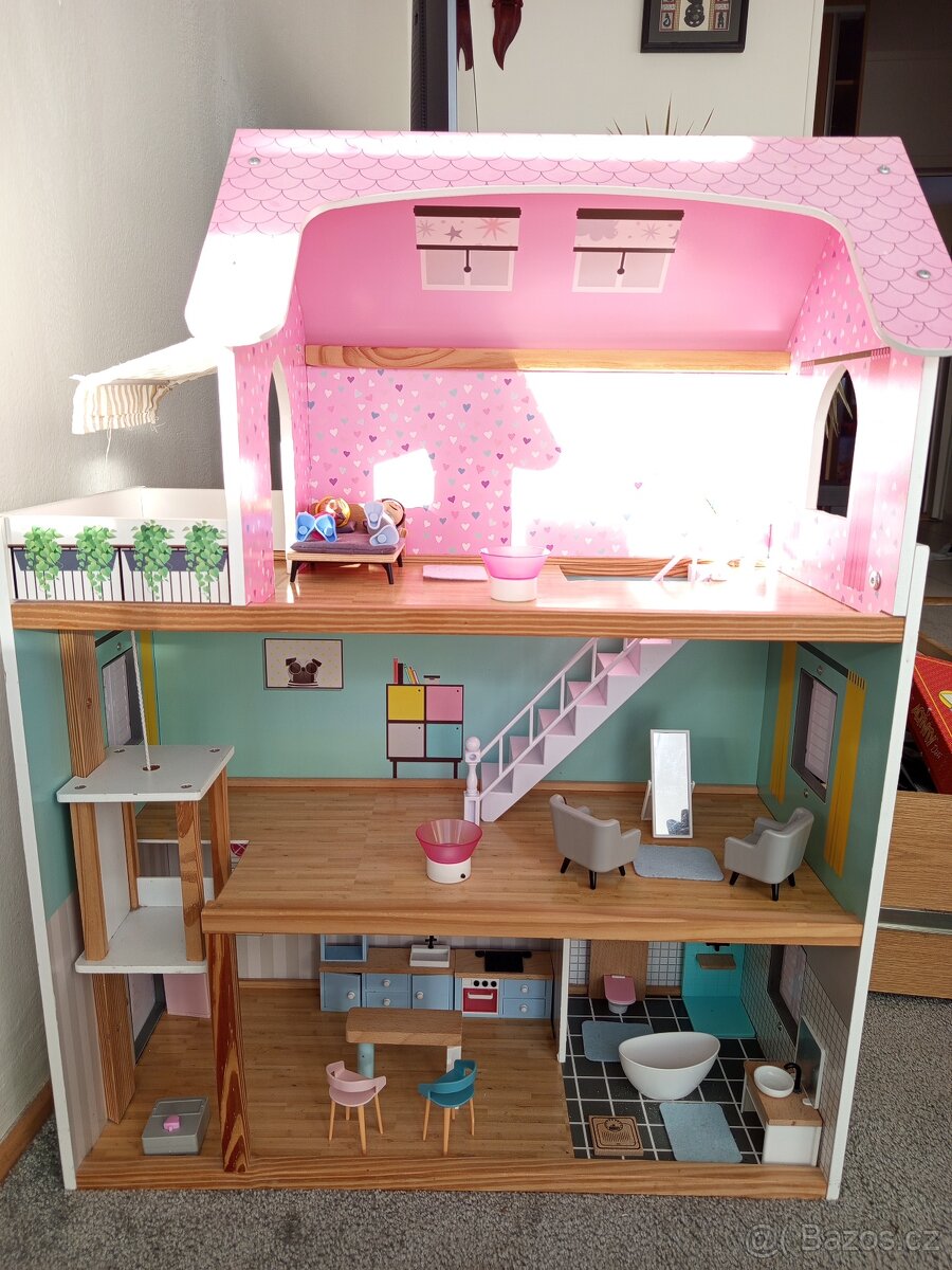 Domeček pro panenky