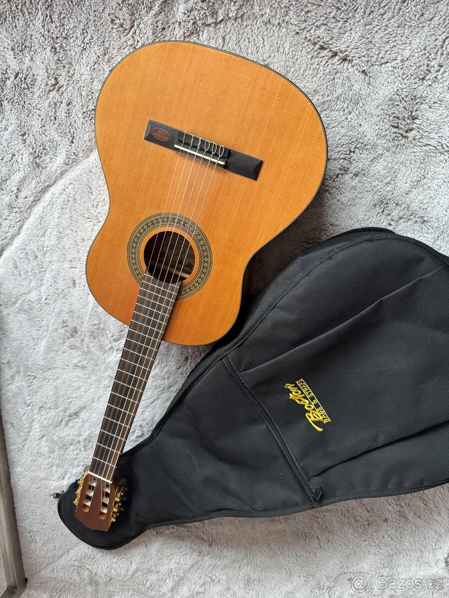 Klasická kytara Salvador Cortez CC-06-JR 3/4 + obal