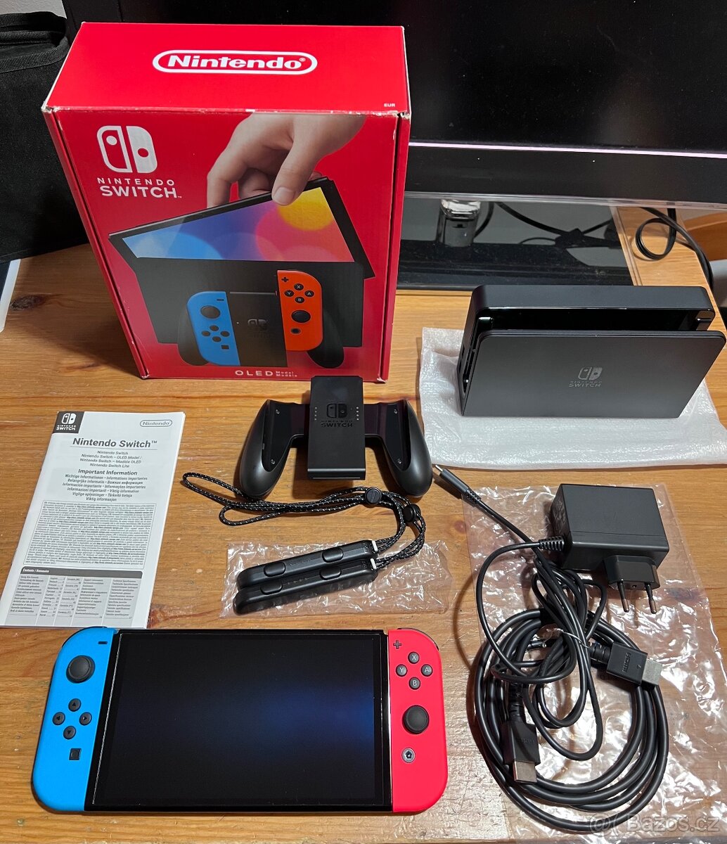 Nintendo Switch OLED Neon Blue & Red komplet TOP stav
