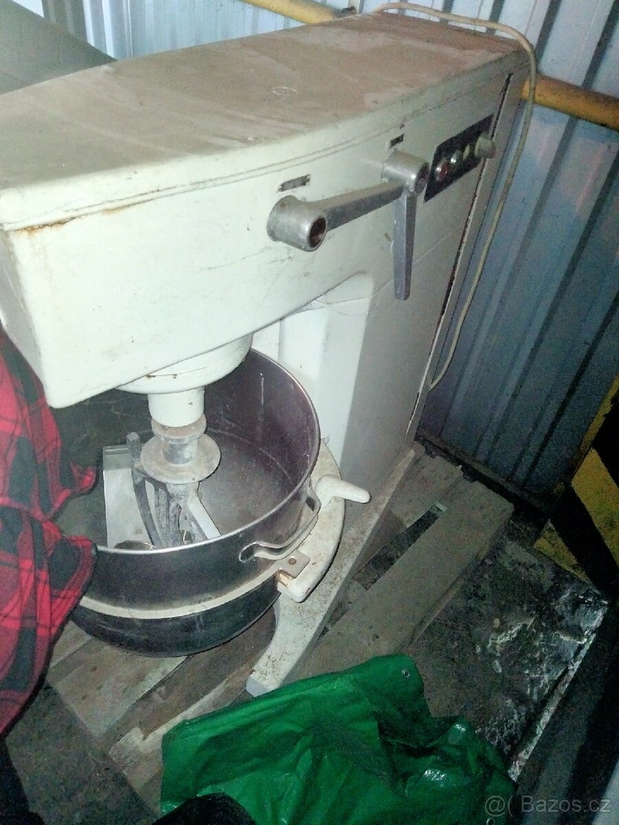 Hnětač těsta Alba Hořovice