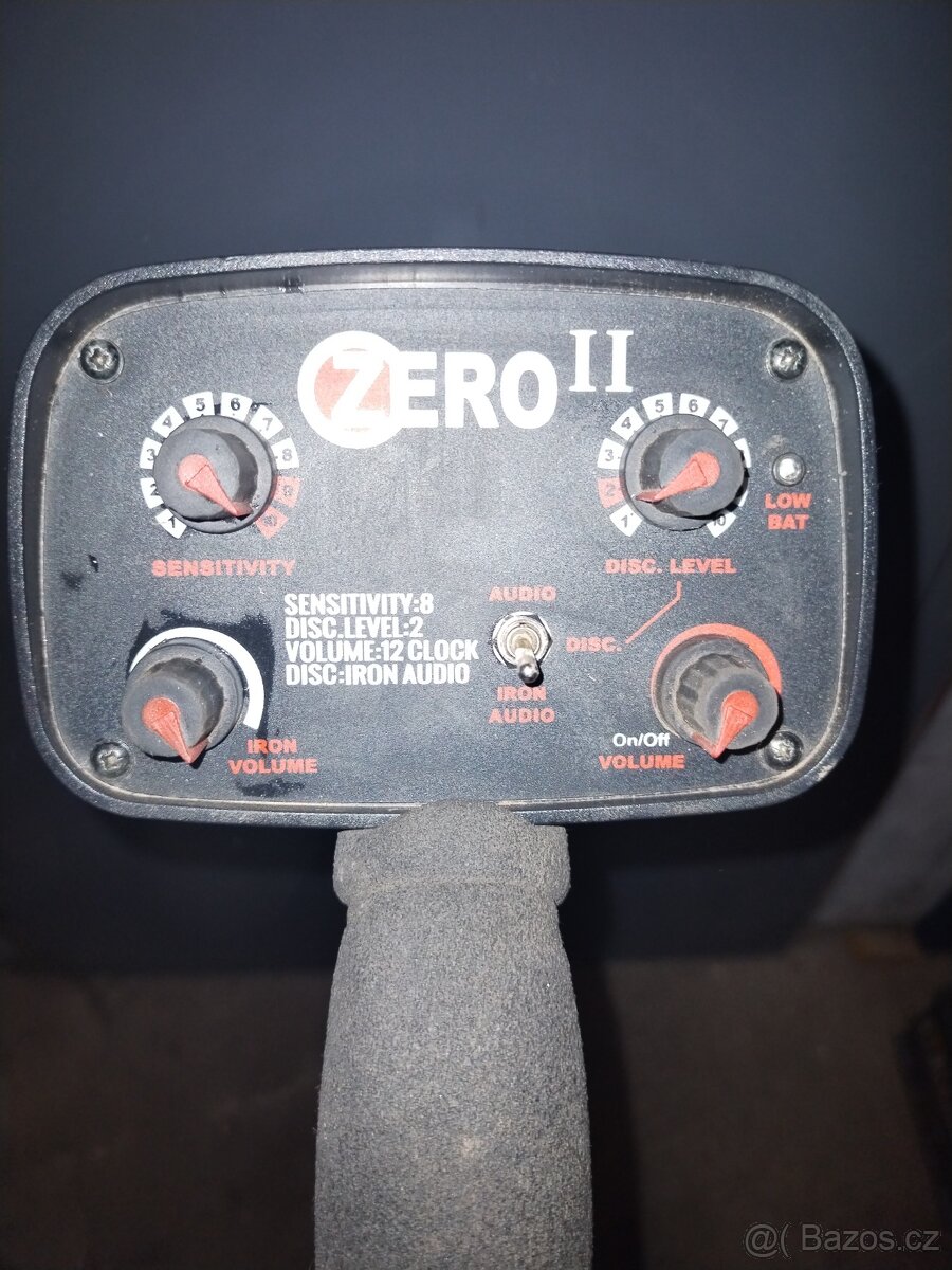 Detektor kovů LP ZERO II