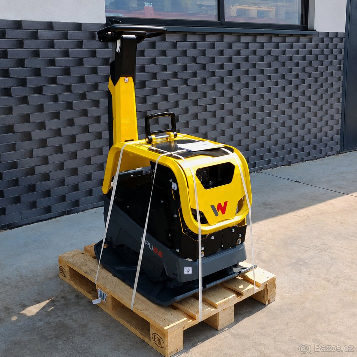 Vibrační deska WACKER NEUSON BPU 5260 Ah