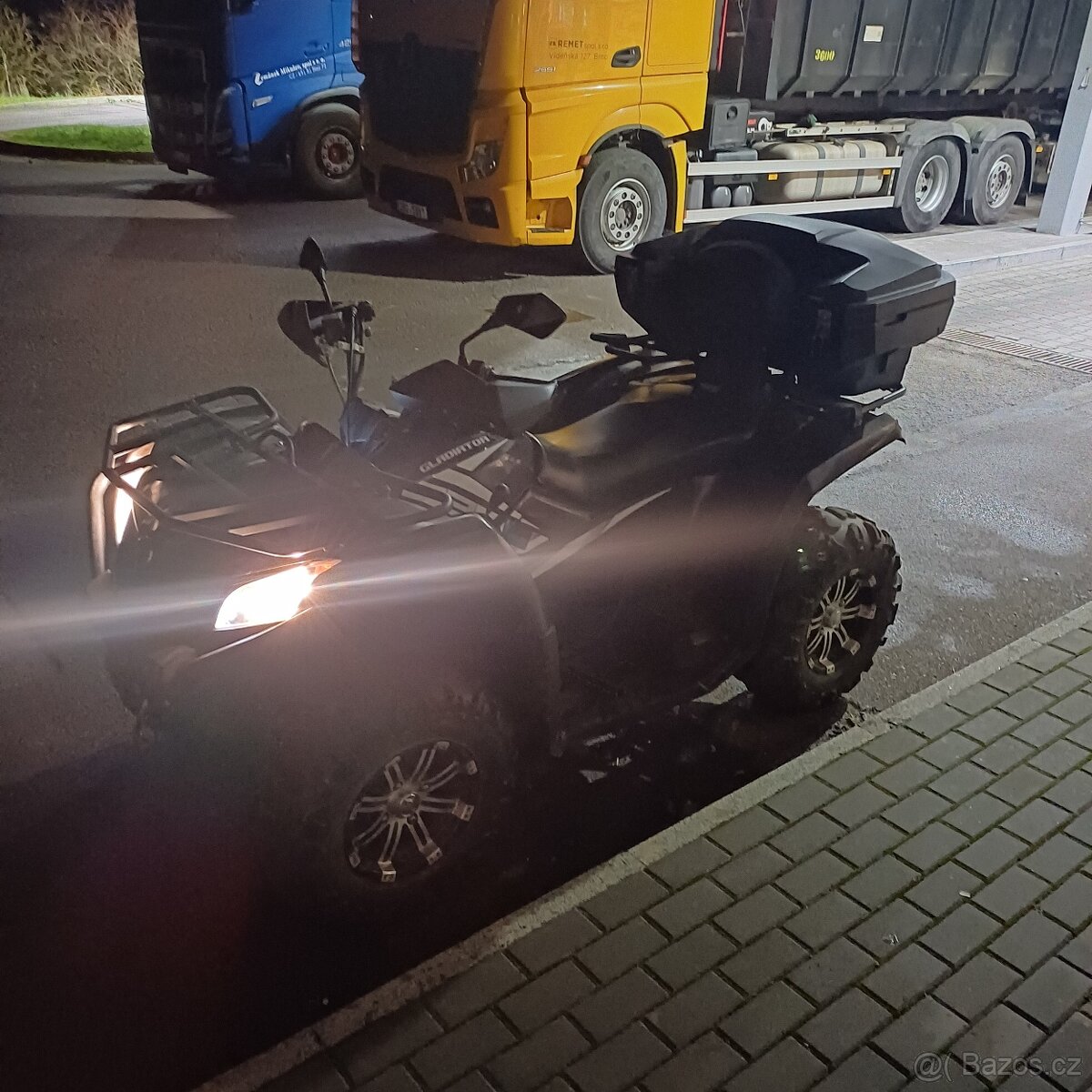 Čtyřkolka gladiator 520 i. 4x4