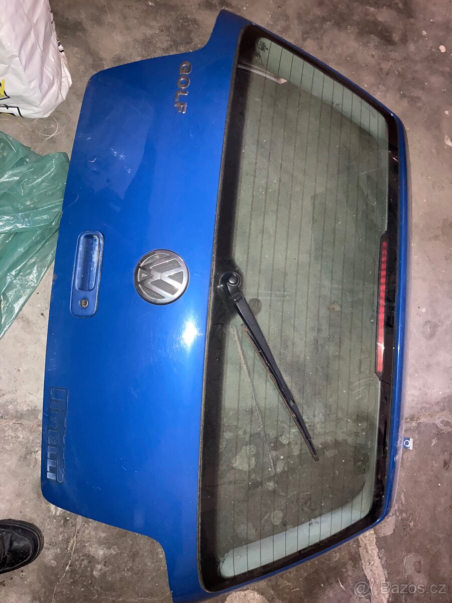Pátédveře na golf mk4 krátký