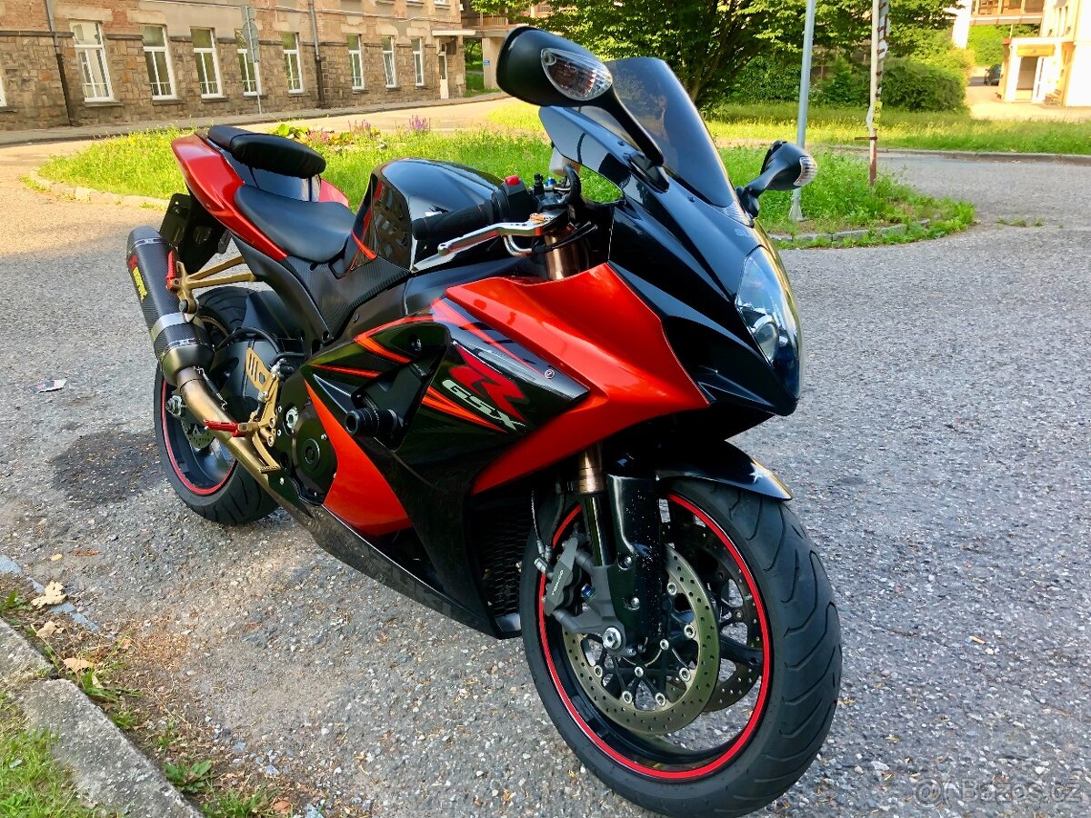 SUZUKI QSX-R 1000