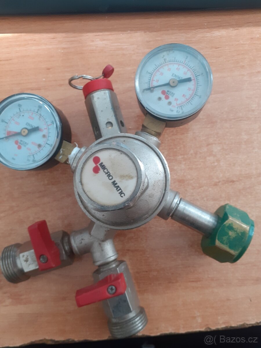 Redukční ventil-hodiny na Biogon, Dusík, Co2.