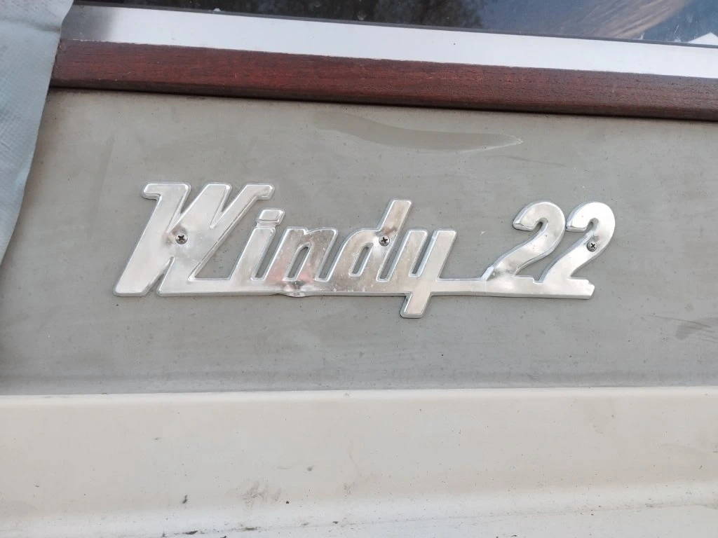 Windy 22, norská kajutová loď