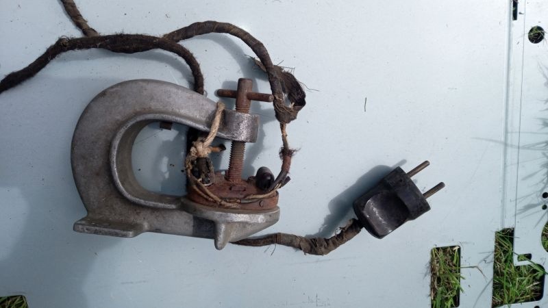 svěrka elektro na vulkanizování duší, dobová věc