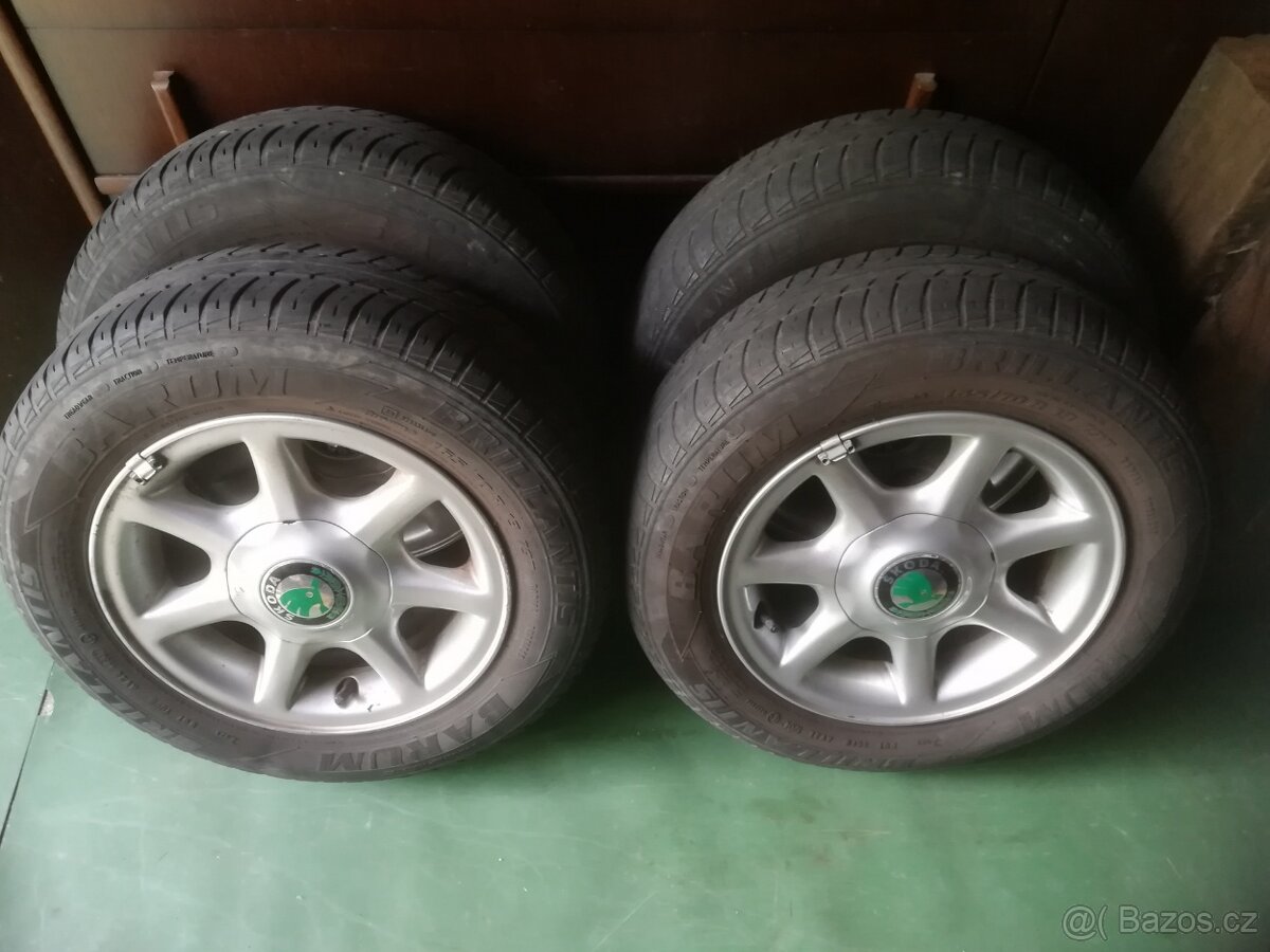 AL Kola na Škoda Felície