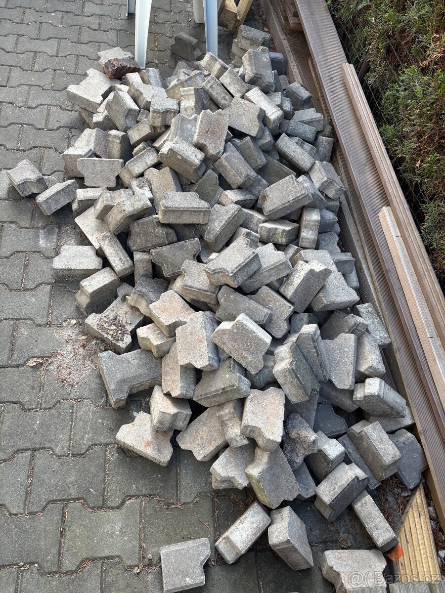 zámková dlažba
