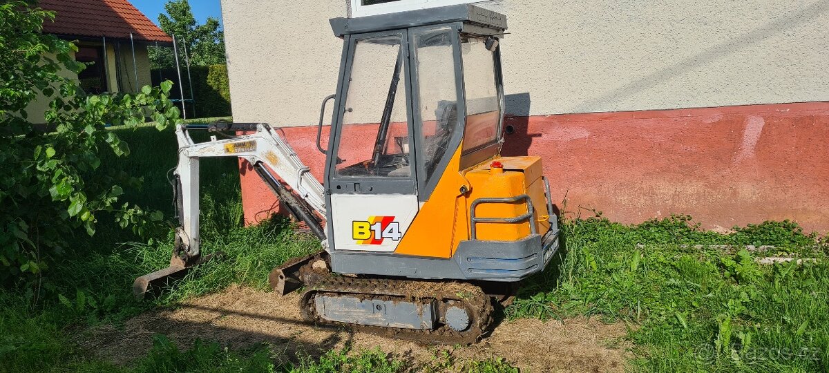 Minibagr Yanmar
