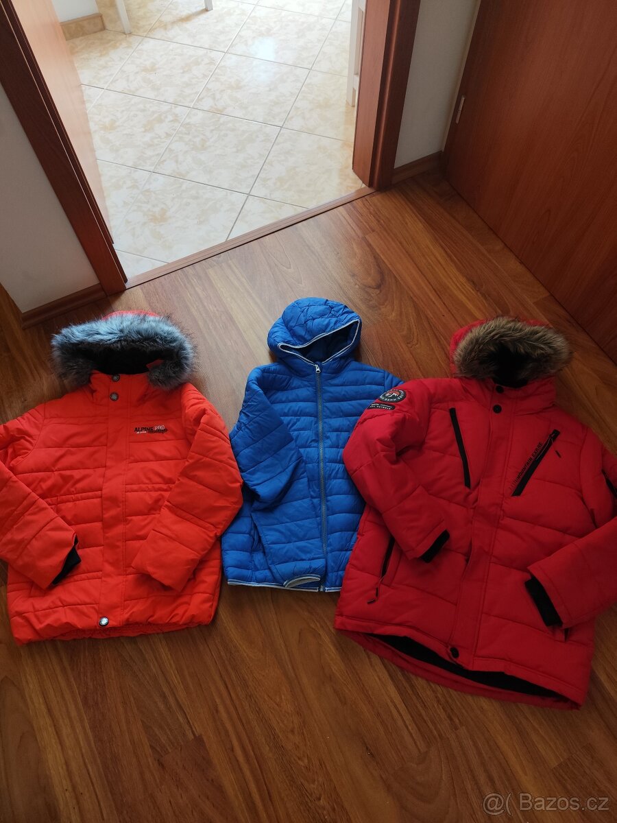 2x zimní chlapecká bunda,1x podzimní bunda