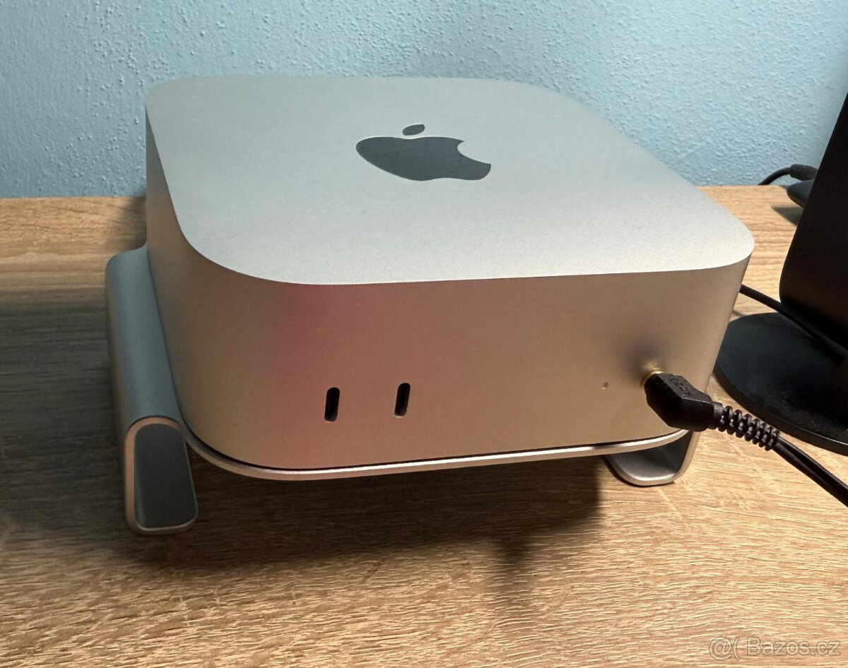 Mac mini M4 - luxusní hliníkový stojánek