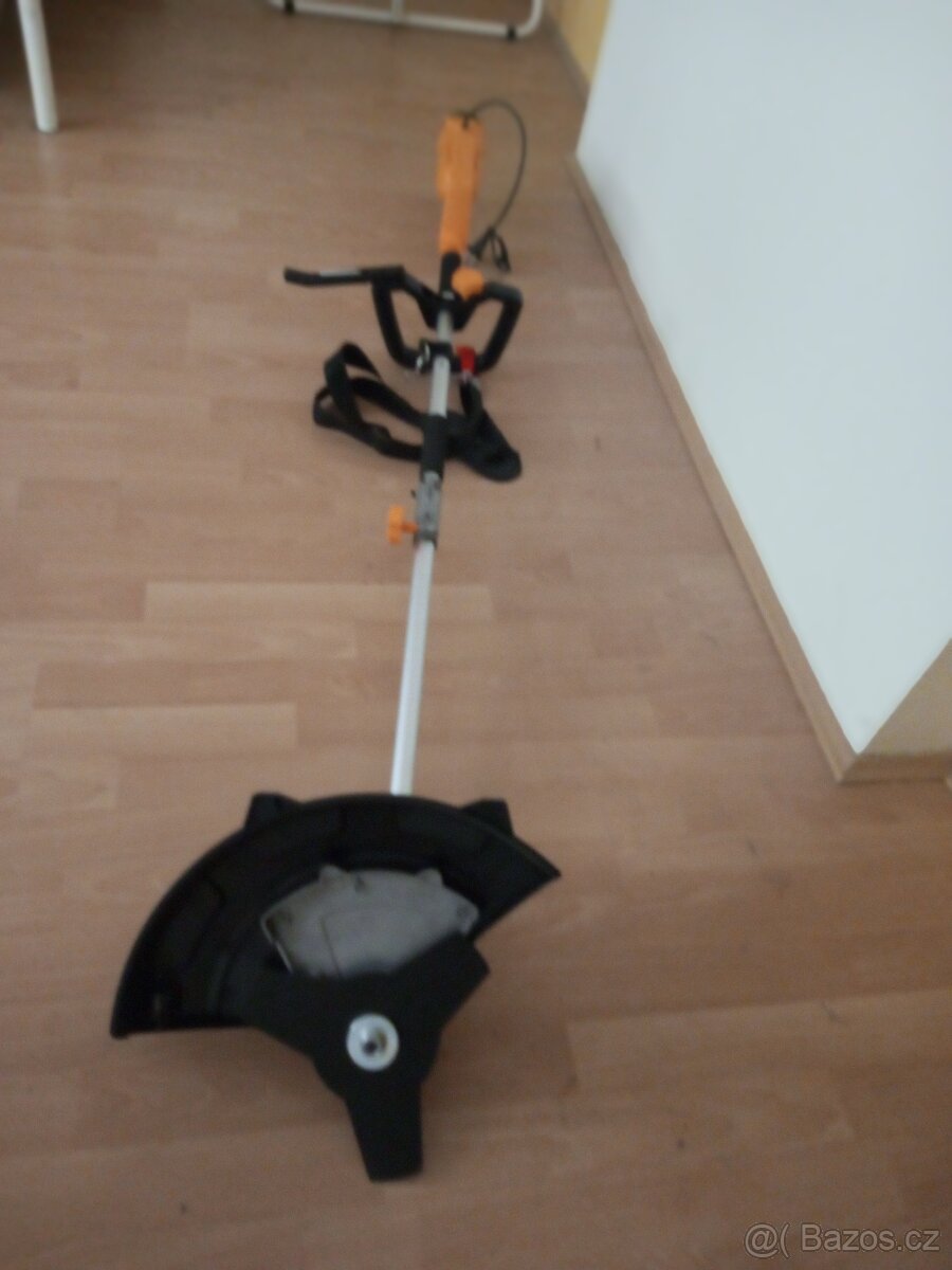 Křovinořez elektrický Rivall - nepoužity