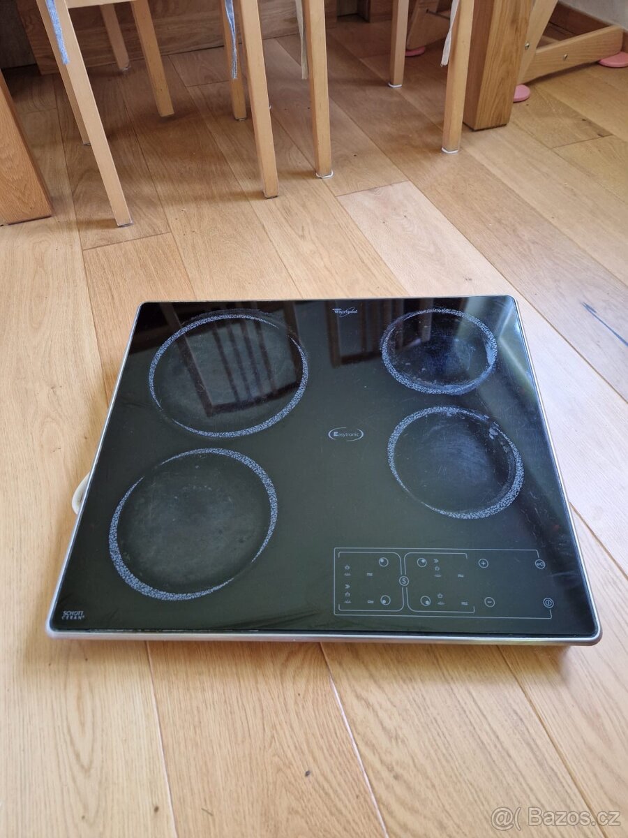 Varná deska whirpool AKM950/IX