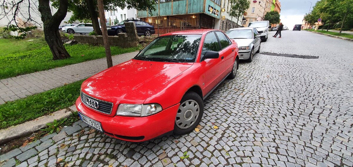 Audi A4 1.6 ns TP na náhradní díly.
