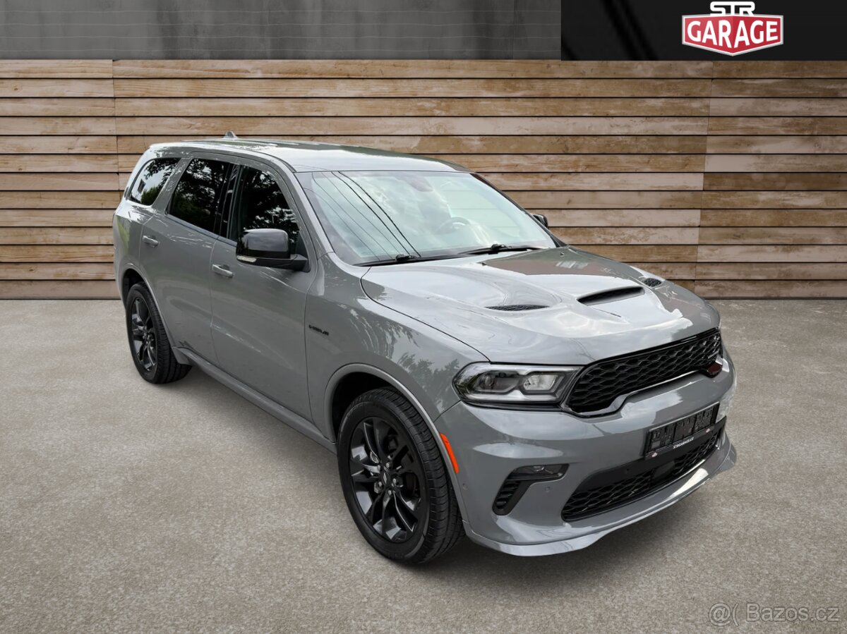 DODGE DURANGO HEMI RT 6 míst