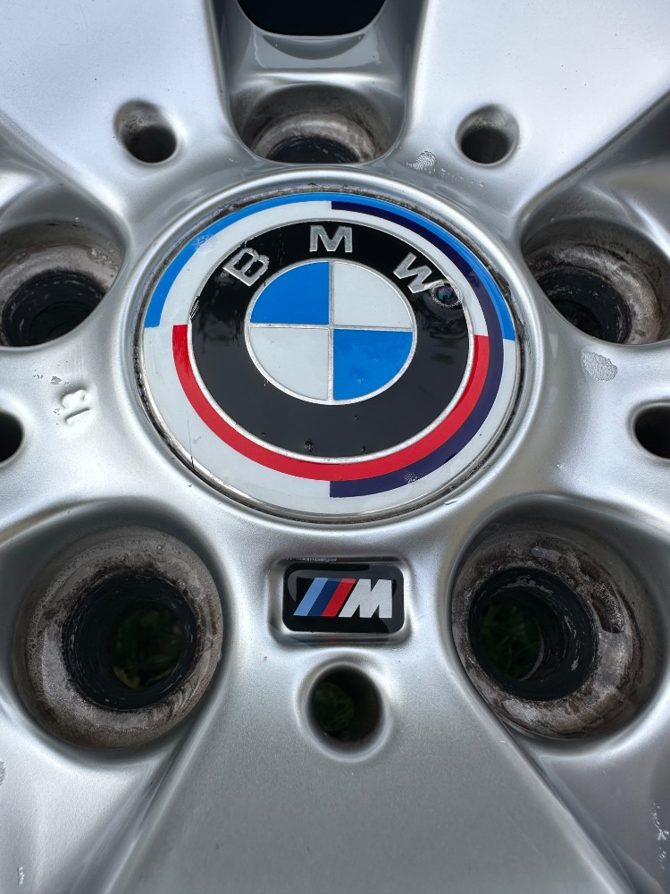 r18 kola BMW M 8J a 9J