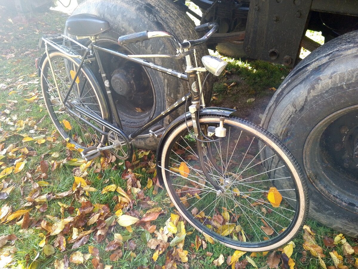 Jízdní kolo Steyr.