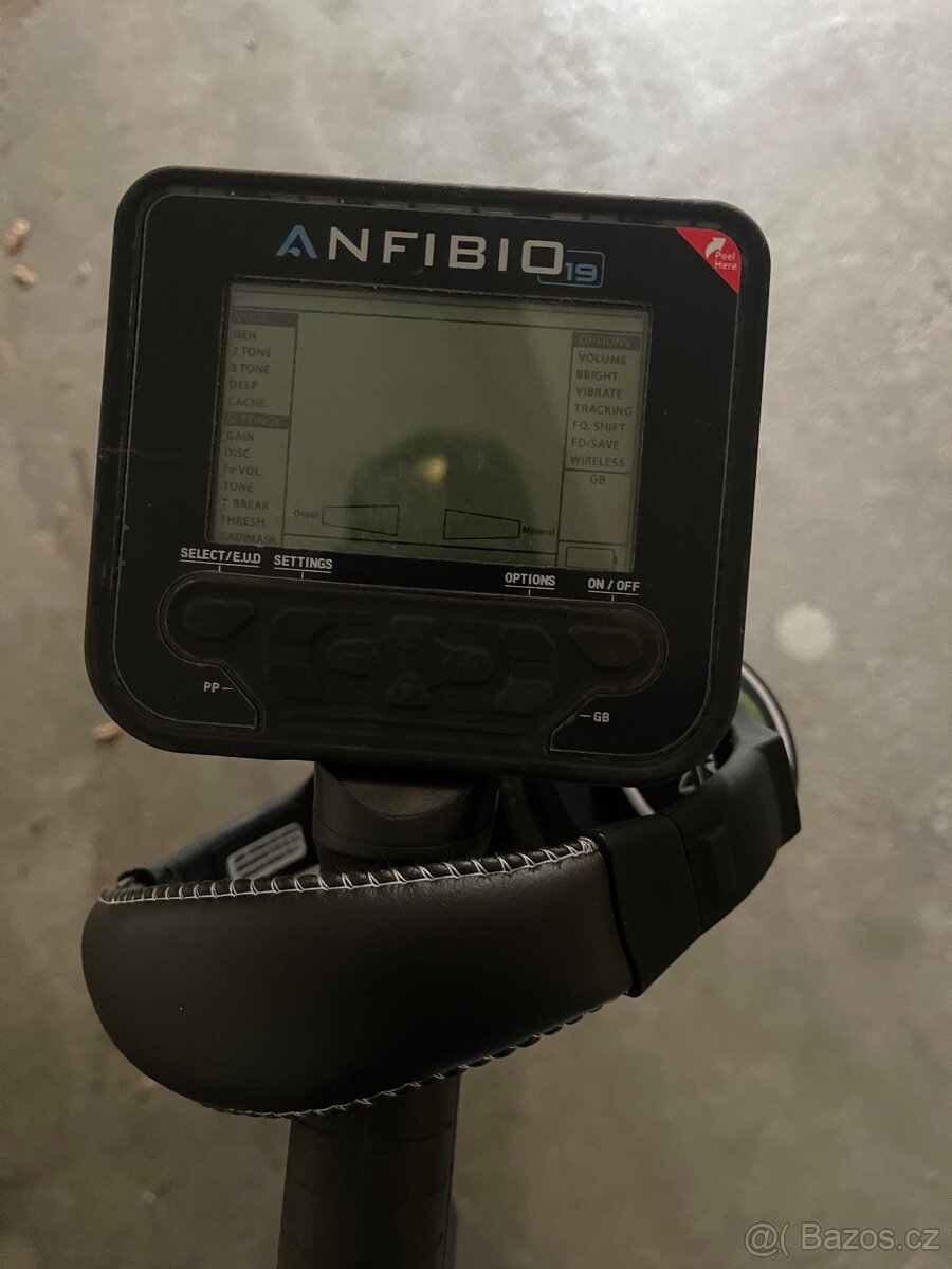 Detektor kovu nokta anfibio