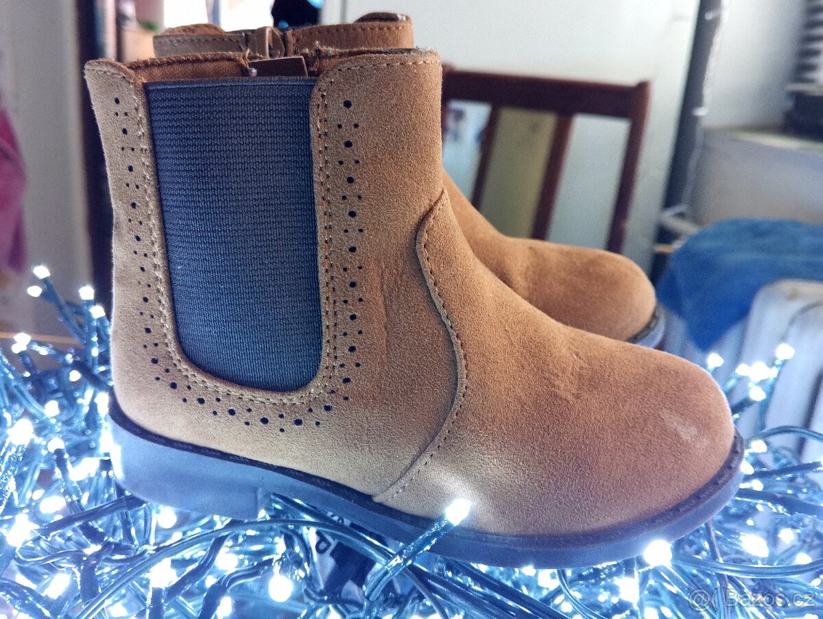 Prodám málo nošené dětské boty