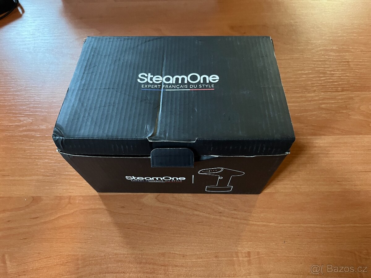 Steam one napařovač oděvů