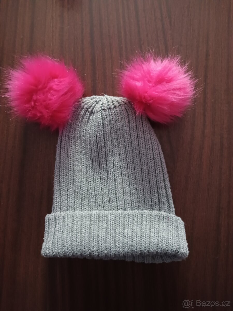 Dívčí zimní čepice