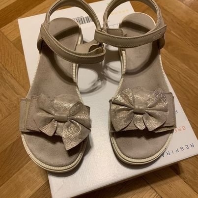 Dívčí sandálky zn. Geox ve vel. 36
