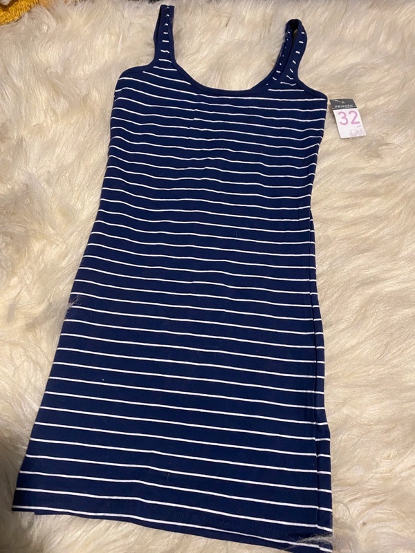 Nové šaty Primark vel. 32