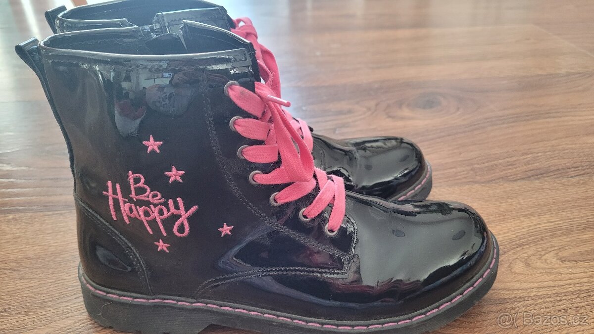 Dívčí kotníkové boty vel. 38