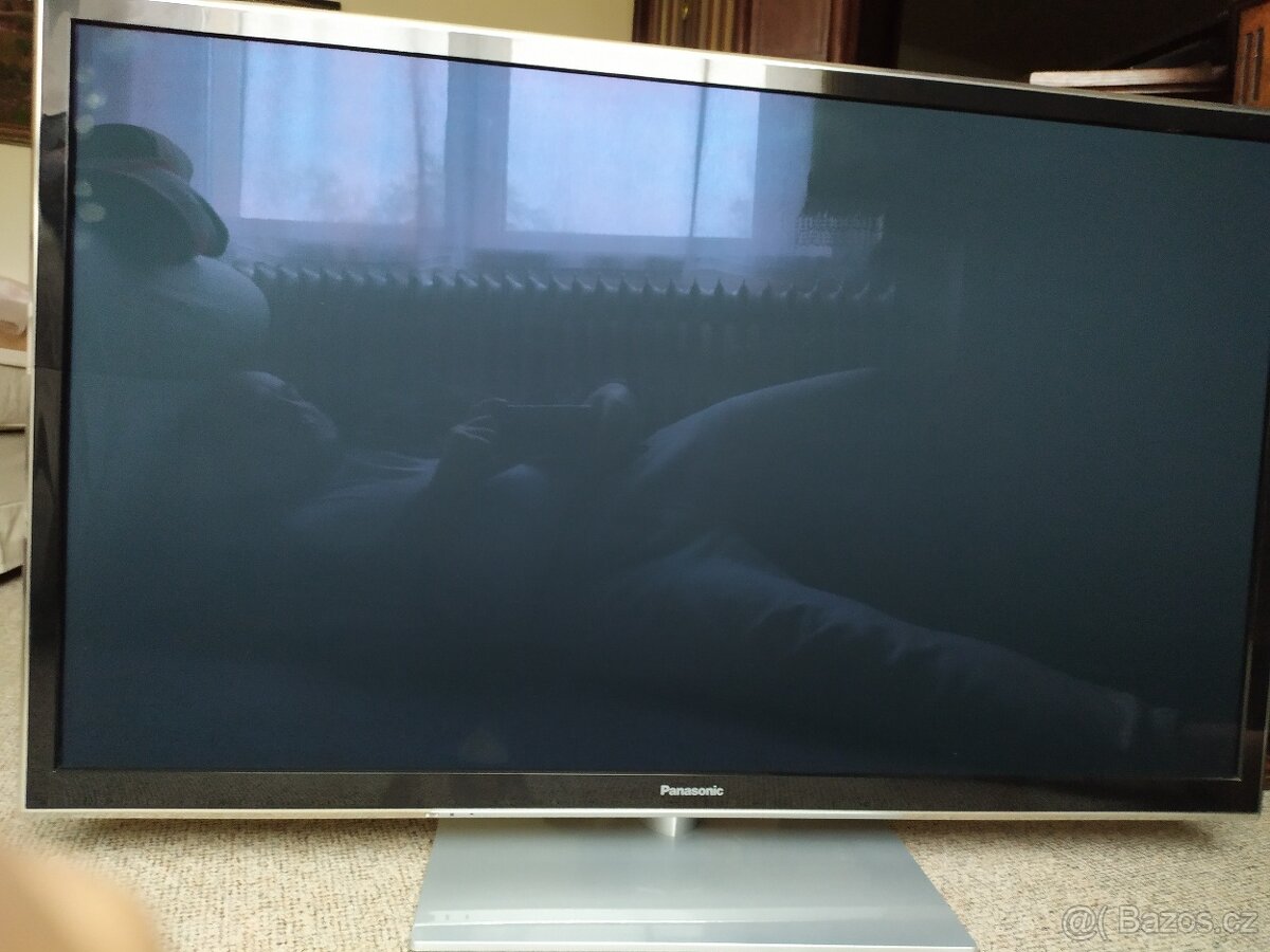 Prodám TV PANASONIC TXP42ST60E