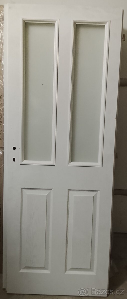 Prosklené dveře 70L