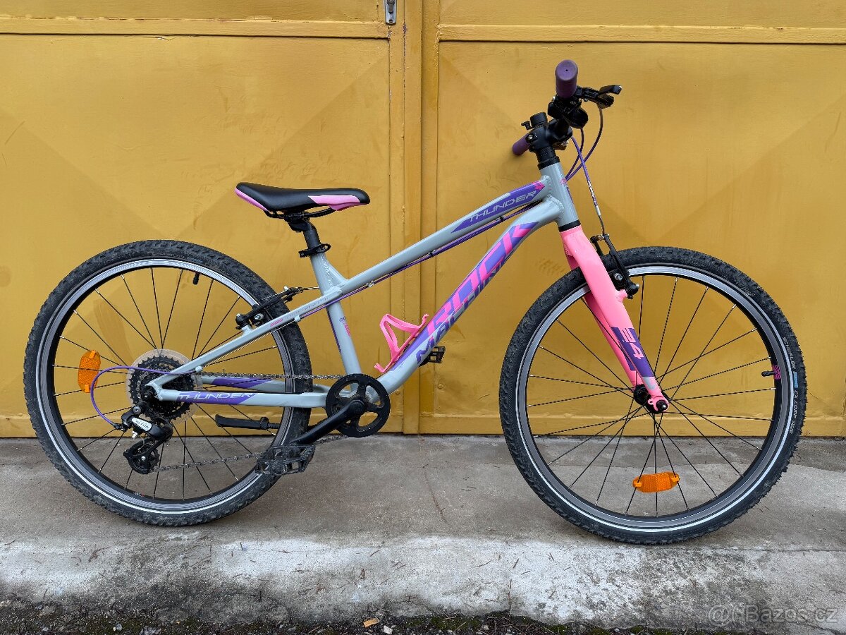 Rock Machine Thunder 24 jednoplacka s páčkovým řazením