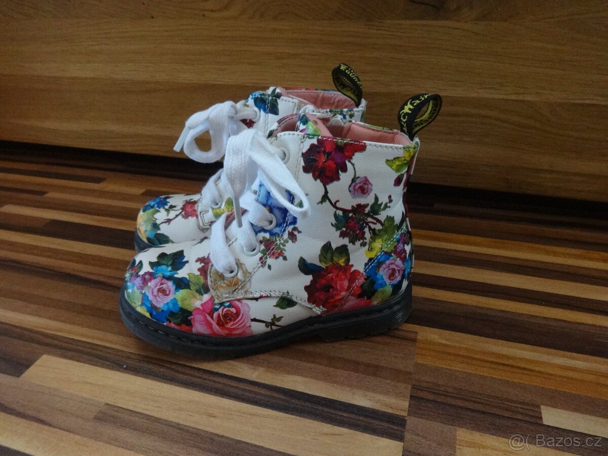 Dívčí zimní polokozačky vel. 25